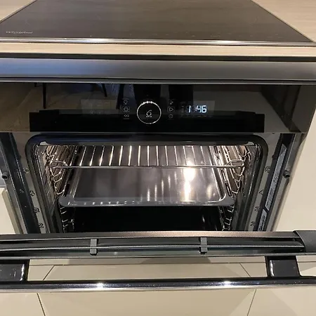 Dom Boutique Aurora شقة