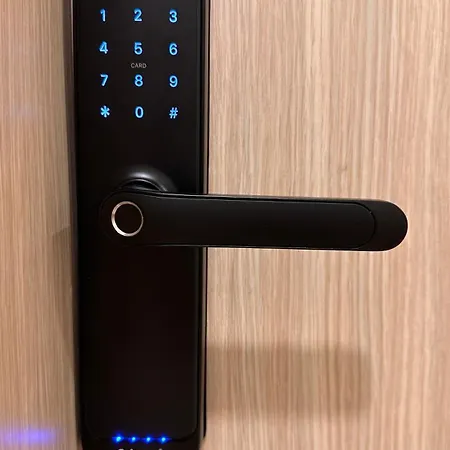 아파트 Dom Boutique Aurora 베오그라드